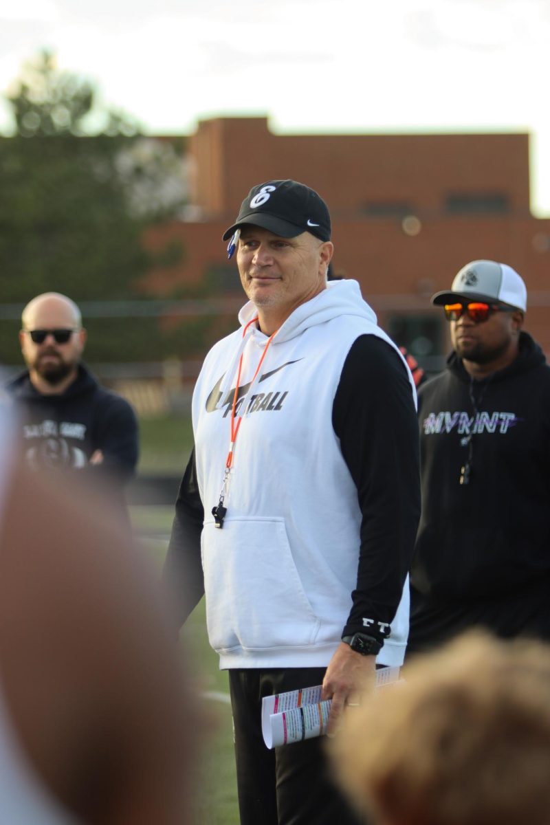 Head coach Jon Kitna wraps up practice. Kitna closes out a practice for the Thunderhawks before playoff season begins.